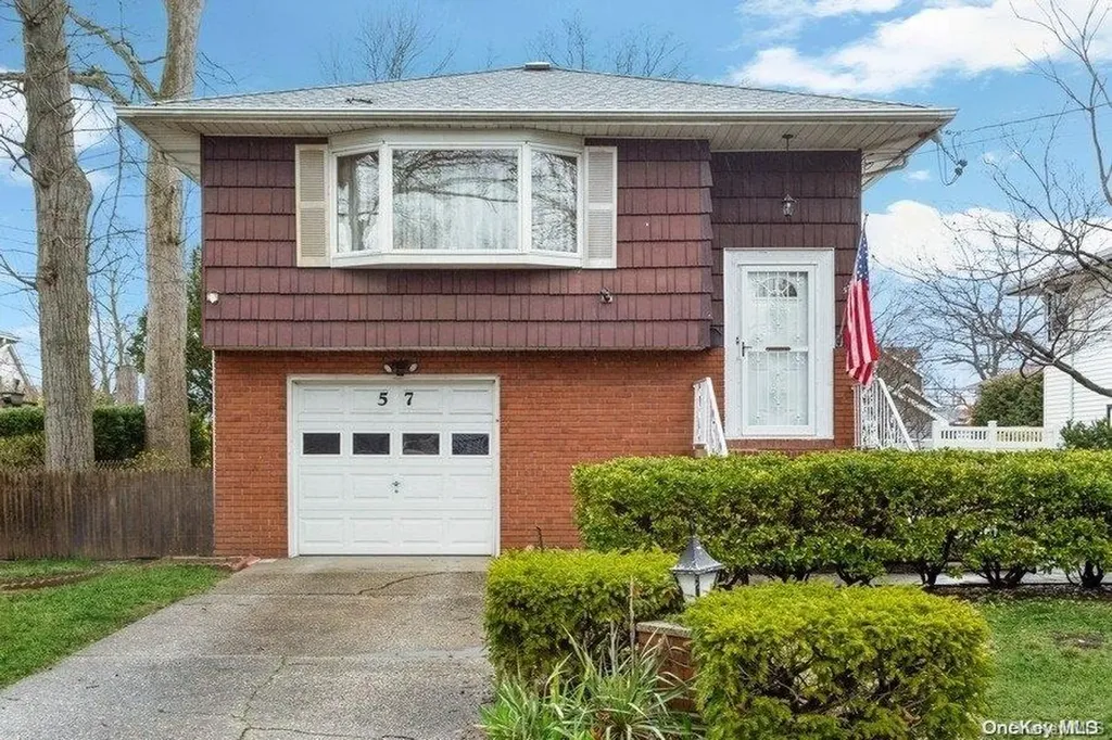 57 E Walnut Street Massapequa NY 11758