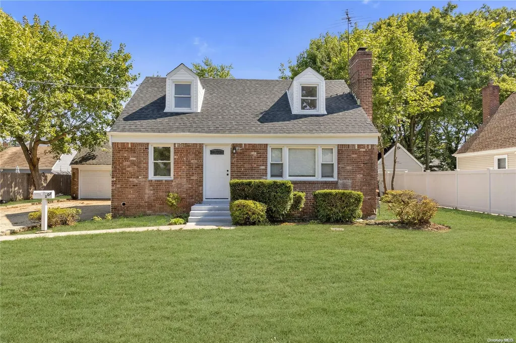 107 Taft Avenue Merrick NY 11566