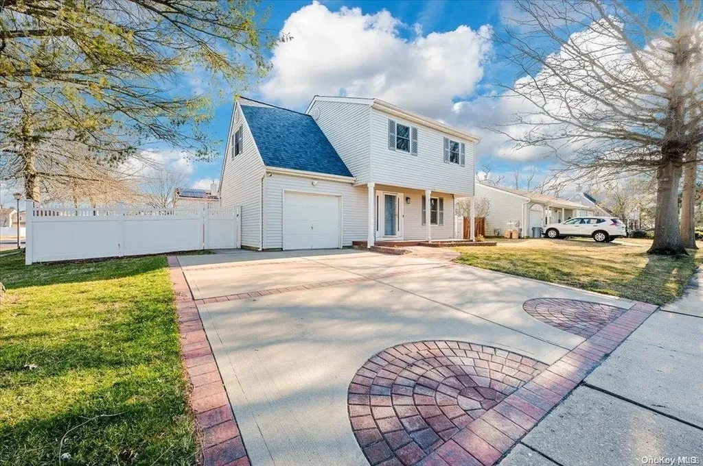 23 Cherry Street Central Islip NY 11722