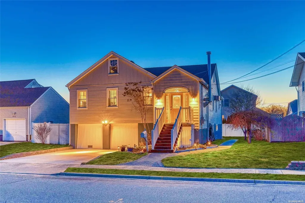 2470 Riverside Drive Wantagh NY 11793