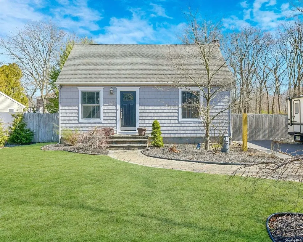 125 Summit Drive Nesconset NY 11767