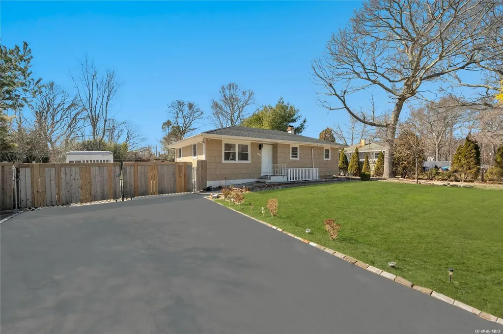356 Cypress Drive Mastic Beach NY 11951