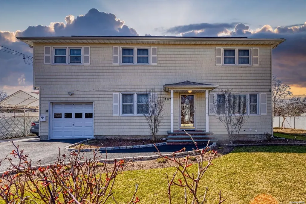 397 Jackson Avenue Copiague NY 11726