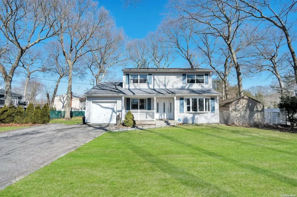 7 17th Avenue Ronkonkoma NY 11779