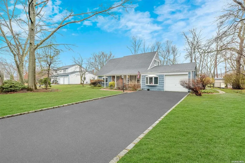 27 Barker Drive Stony Brook NY 11790