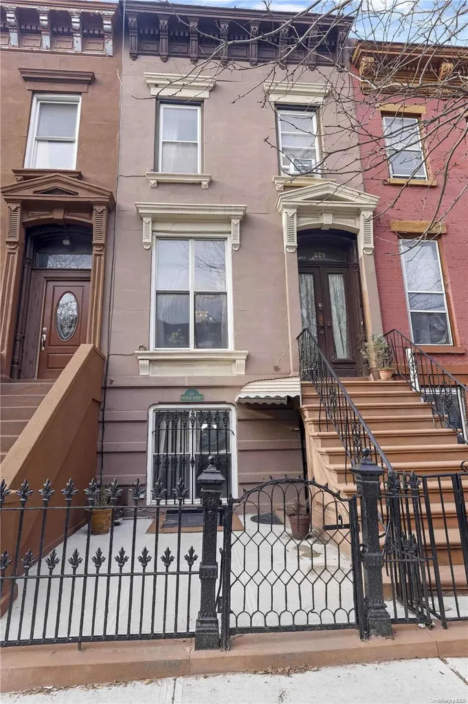 229 Monroe Street Brooklyn NY 11216
