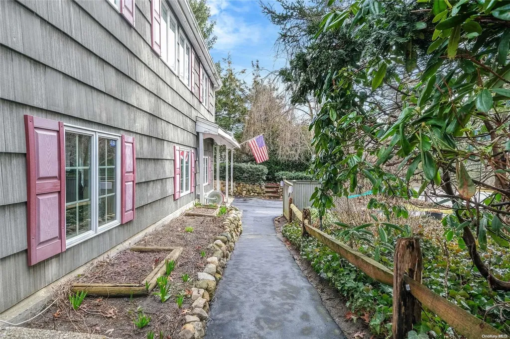 349 Old Town Road East Setauket NY 11733