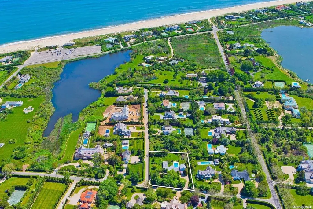 126 Meadowmere Lane Southampton NY 11968