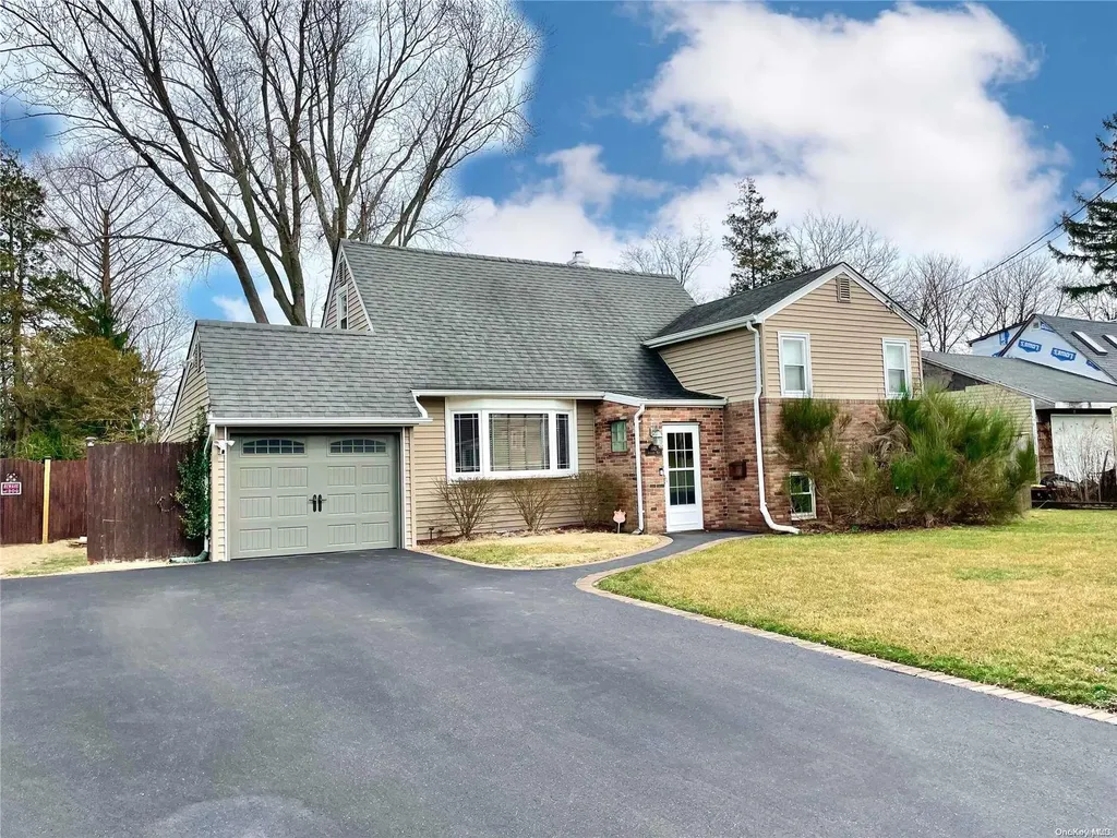 1445 Ackerson Boulevard Bay Shore NY 11706