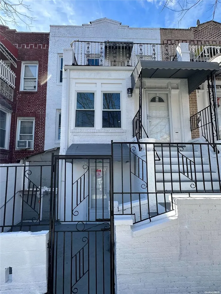 1231 Manor Avenue Bronx NY 10472