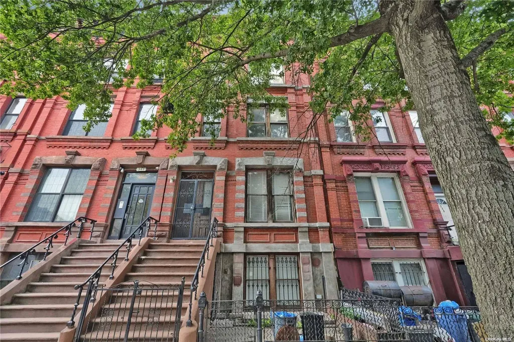 343 Vernon Avenue Brooklyn NY 11206