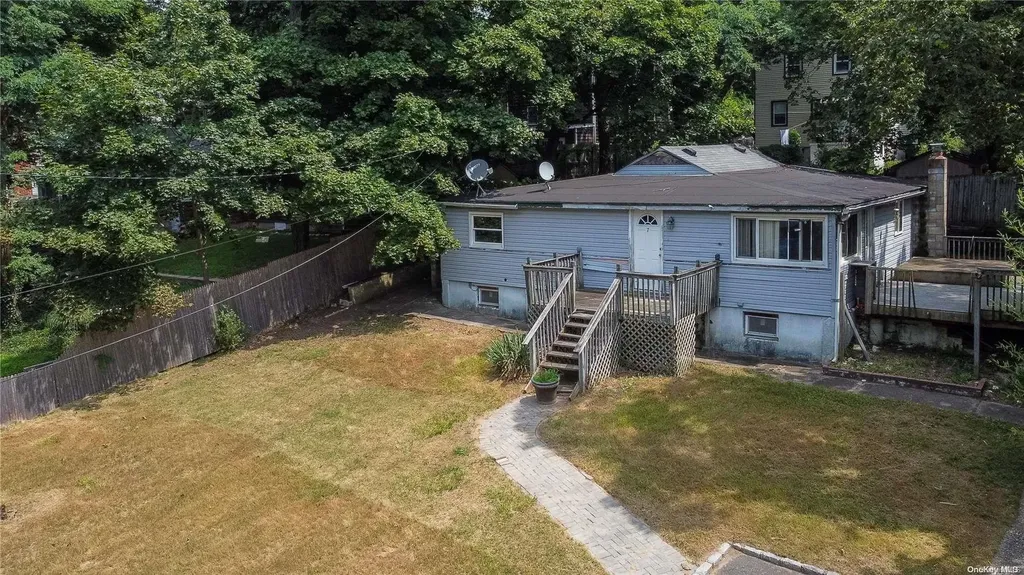 7 Acacia Road Rocky Point NY 11778