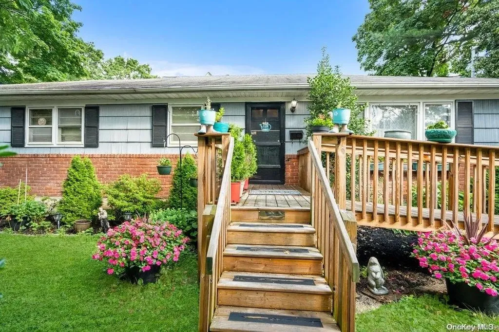 1931 Miller Place Merrick NY 11566