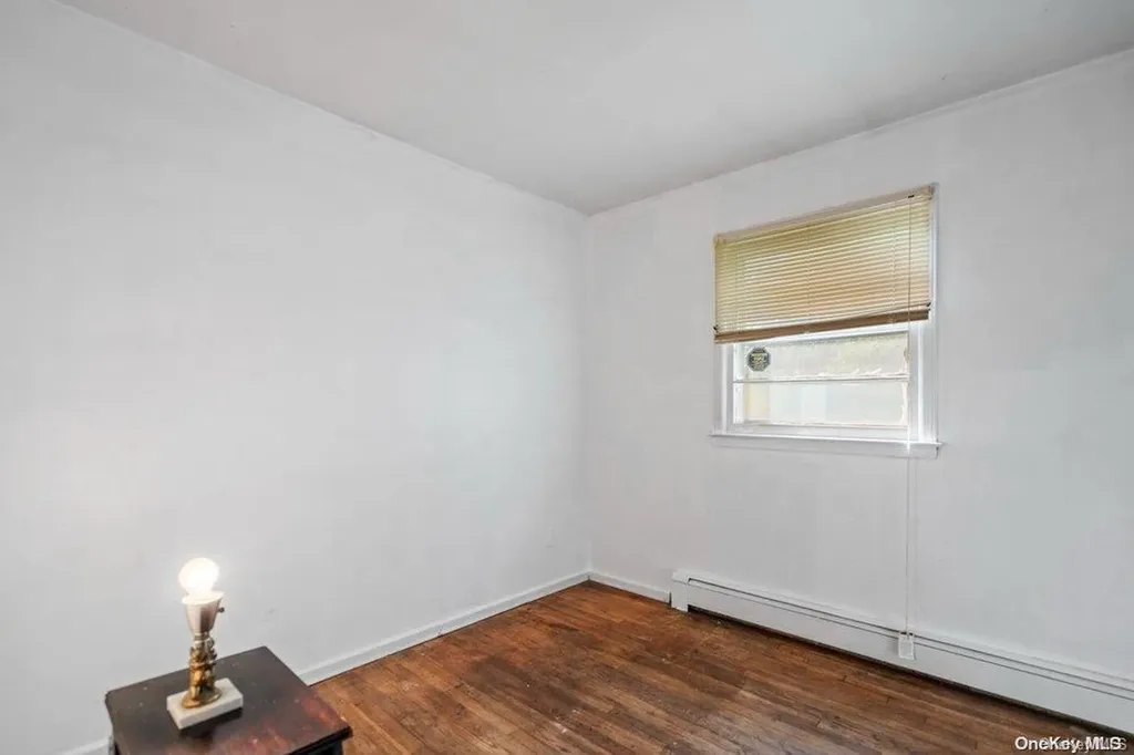 1931 Miller Place Merrick NY 11566
