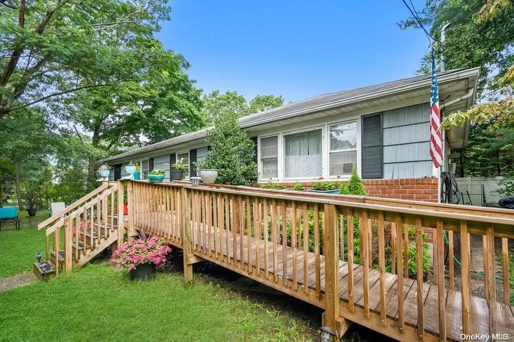 1931 Miller Place Merrick NY 11566