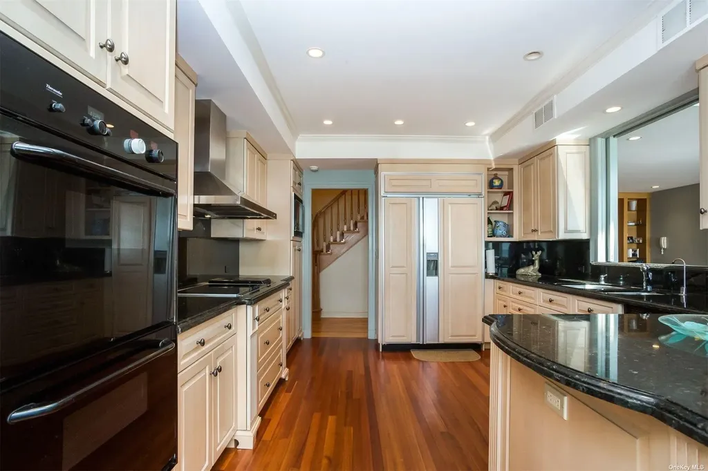 2 Richmond Road Lido Beach NY 11561