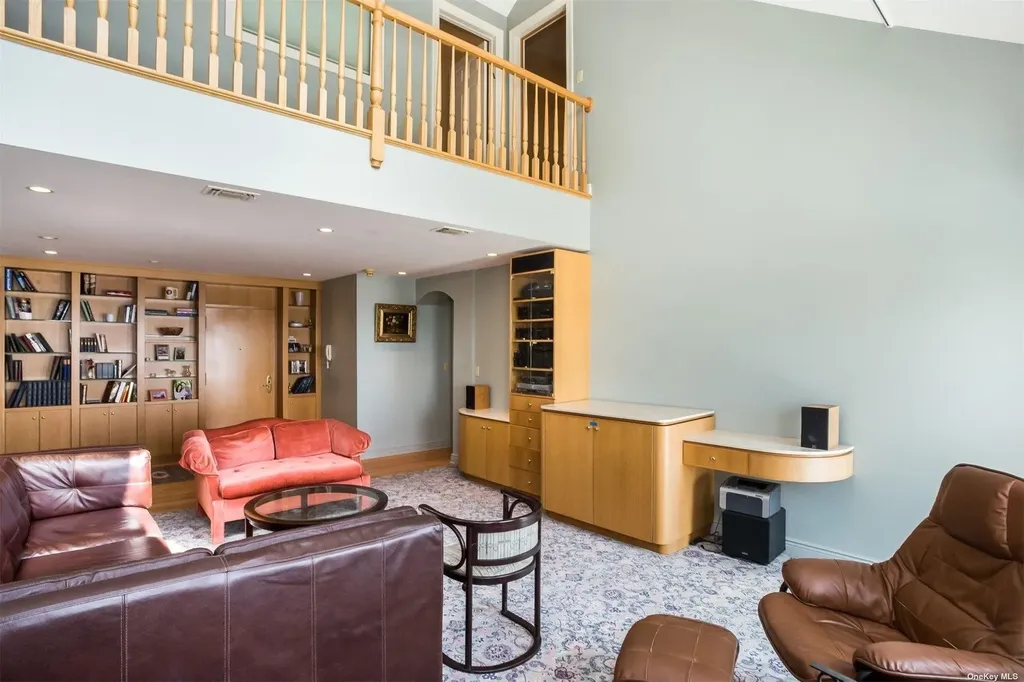 2 Richmond Road Lido Beach NY 11561