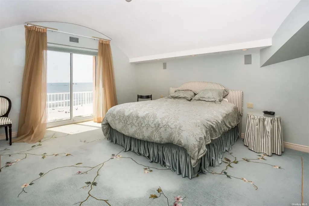 2 Richmond Road Lido Beach NY 11561