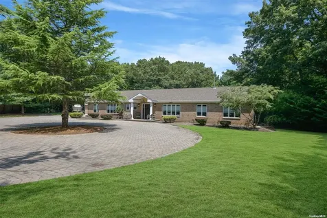 165 Crystal Brook Hollow Road Mount Sinai NY 11766