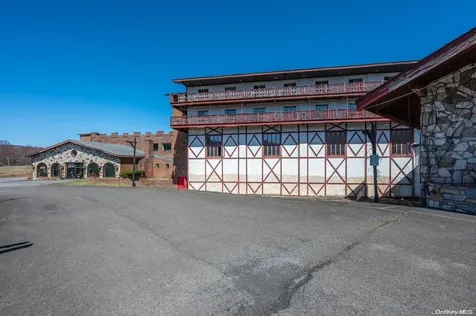 4858 32 Route Catskill NY 12414