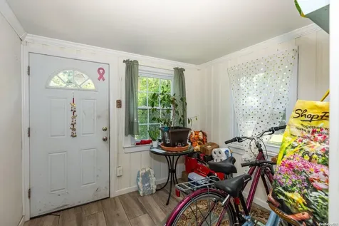 1434 N Clinton Avenue Bay Shore NY 11706