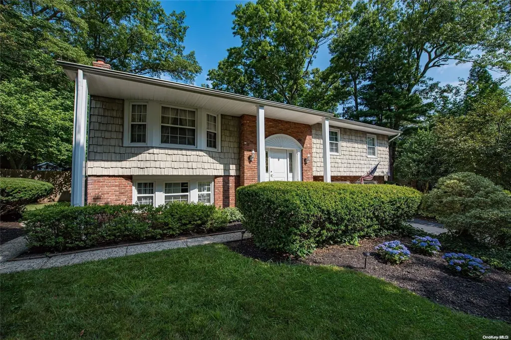 86 Gannet Drive Commack NY 11725