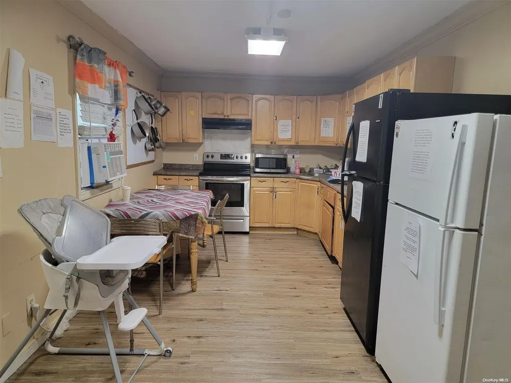 621 Broadway Amityville NY 11701