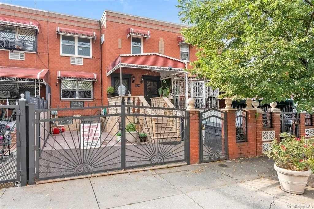 129 Grove Street Brooklyn NY 11221
