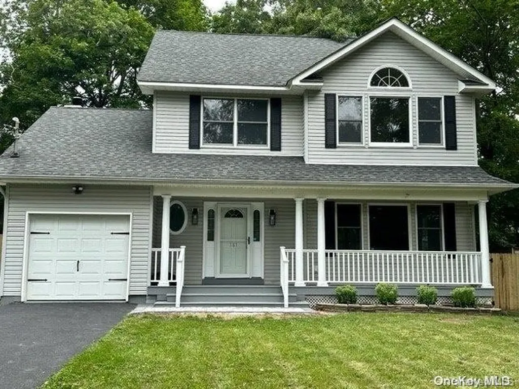 161 Hampton Avenue Mastic NY 11950
