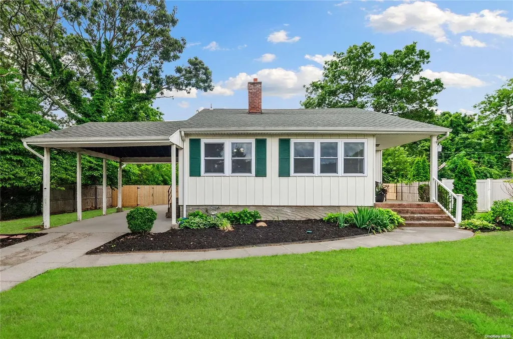 3 Jay Road Centereach NY 11720
