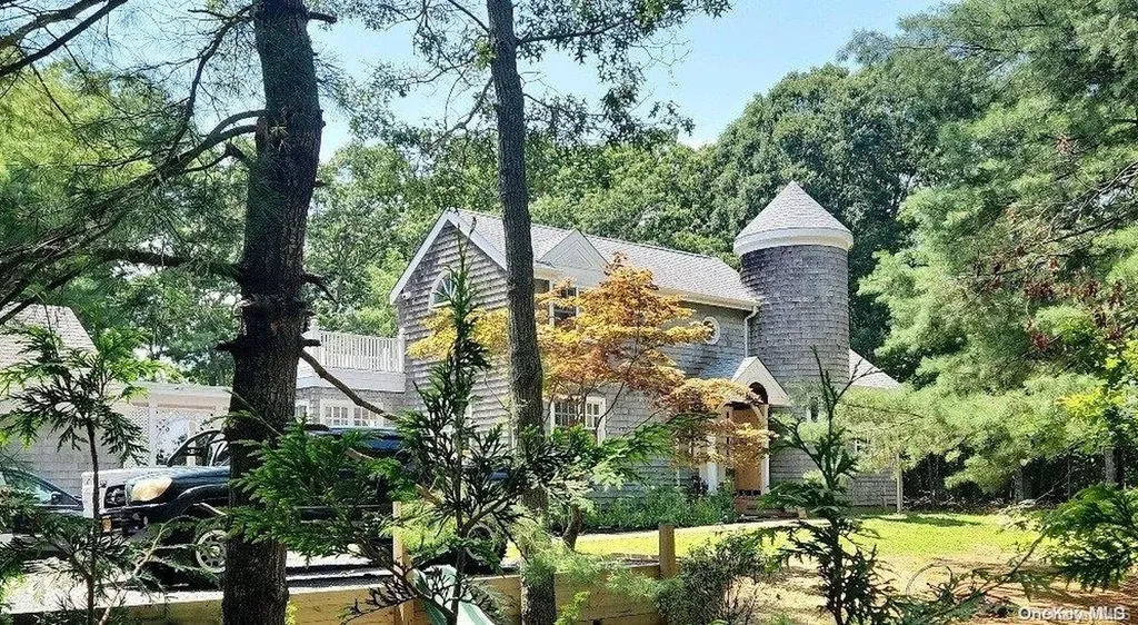 2 Briar Croft Drive East Hampton NY 11937