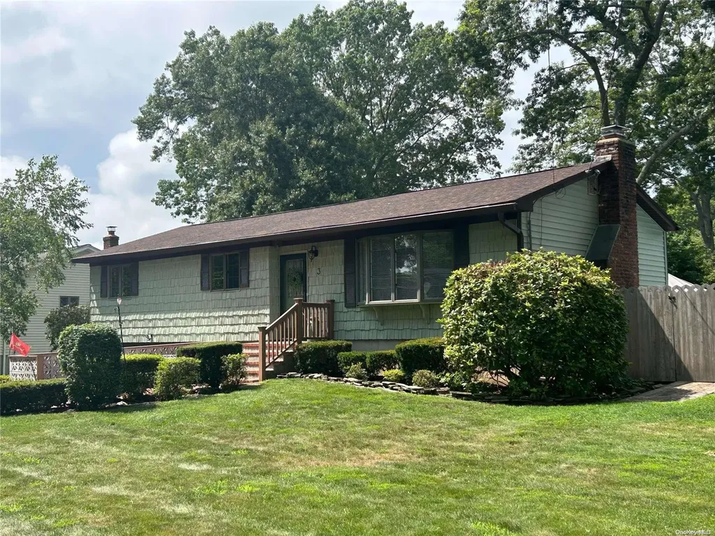 3 Harriet Street Centereach NY 11720
