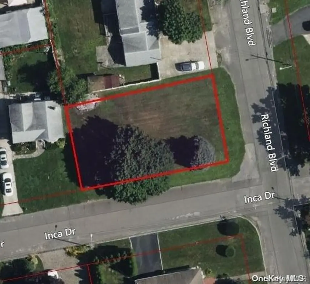Richland Boulevard Bay Shore NY 11706