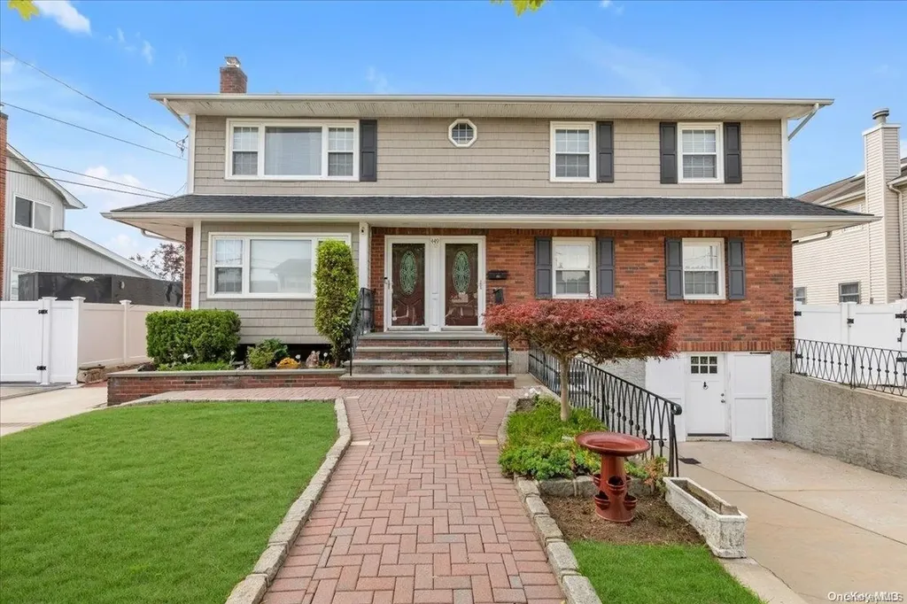 449 Clement Avenue Elmont NY 11003
