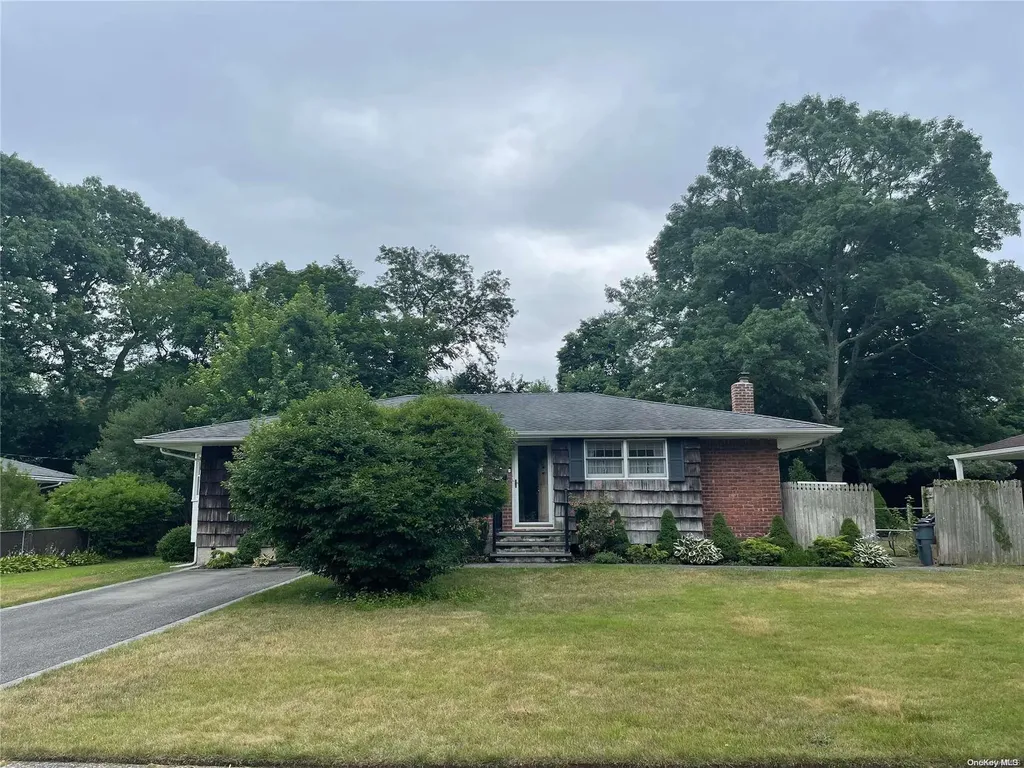 53 Fisher Road Commack NY 11725