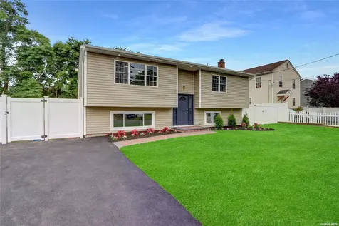 46 S 22nd Street Wyandanch NY 11798