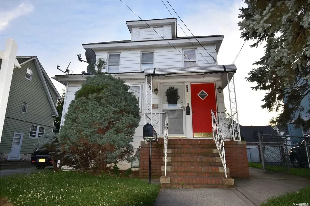 77 Bismark Avenue Valley Stream NY 11581