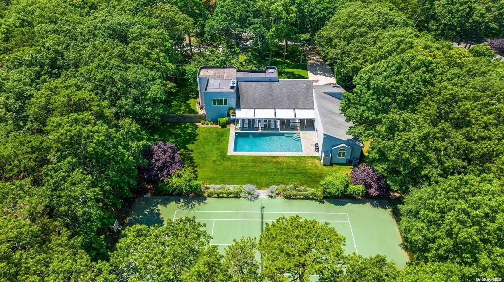 32 Emerson Place Sag Harbor NY 11963