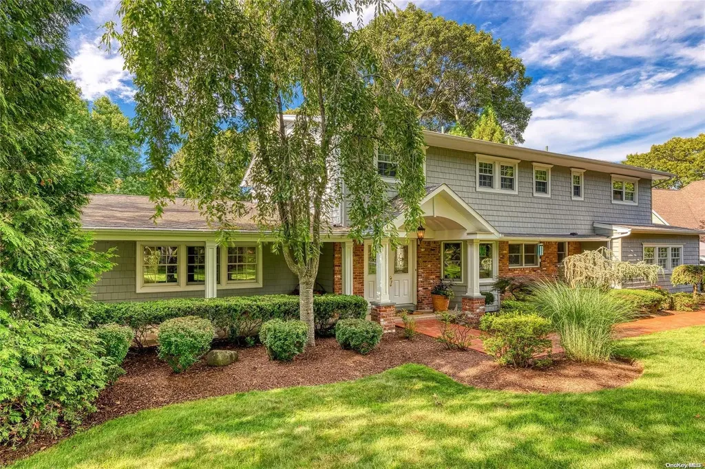 11 Tarleton Lane Northport NY 11768