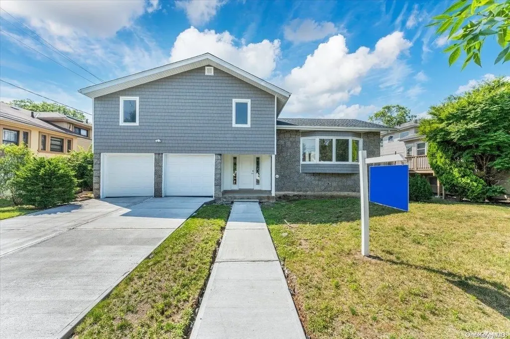 796 Flanders Drive North Woodmere NY 11581
