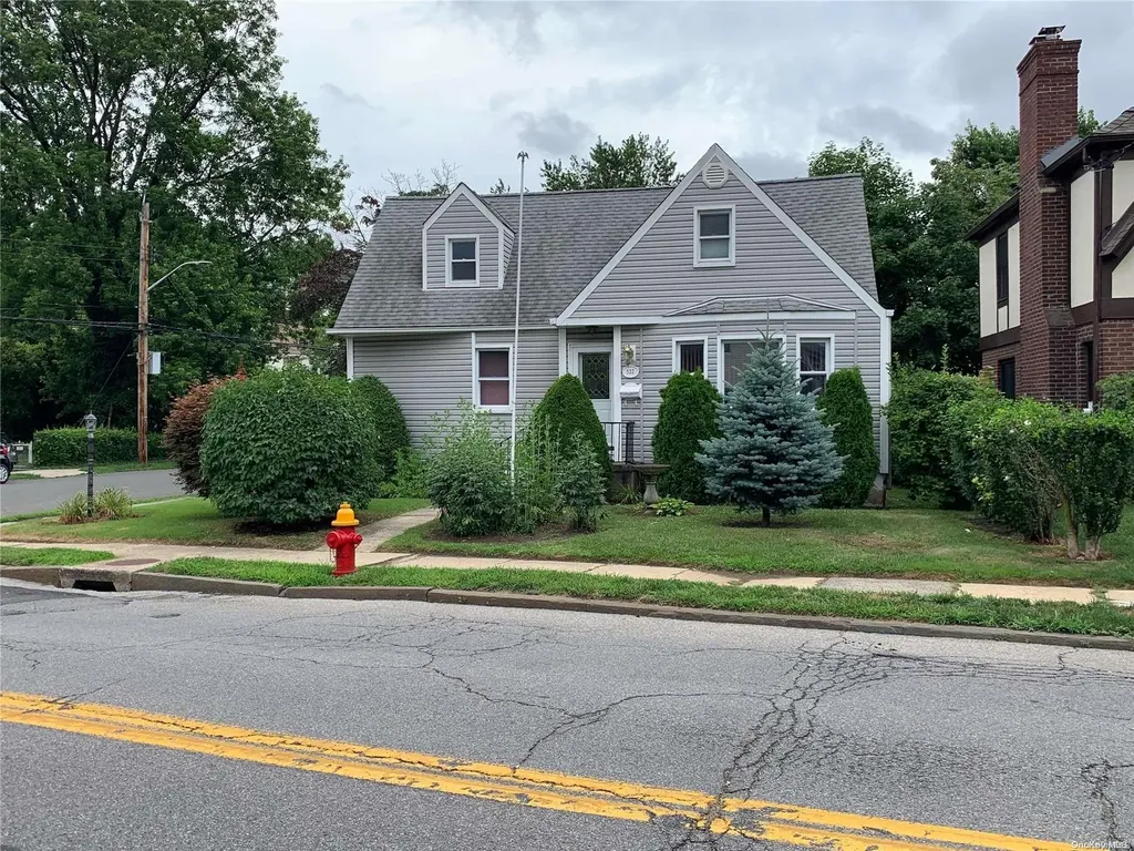 522 Park Avenue Yonkers NY 10703