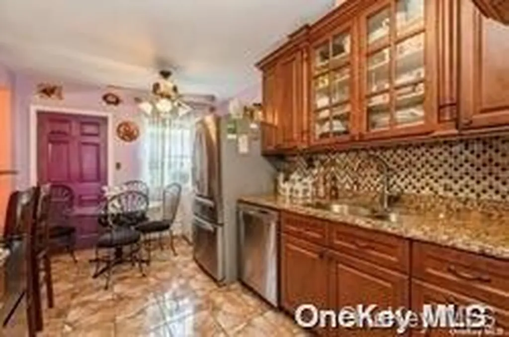 727 E 79th Street Canarsie NY 11236