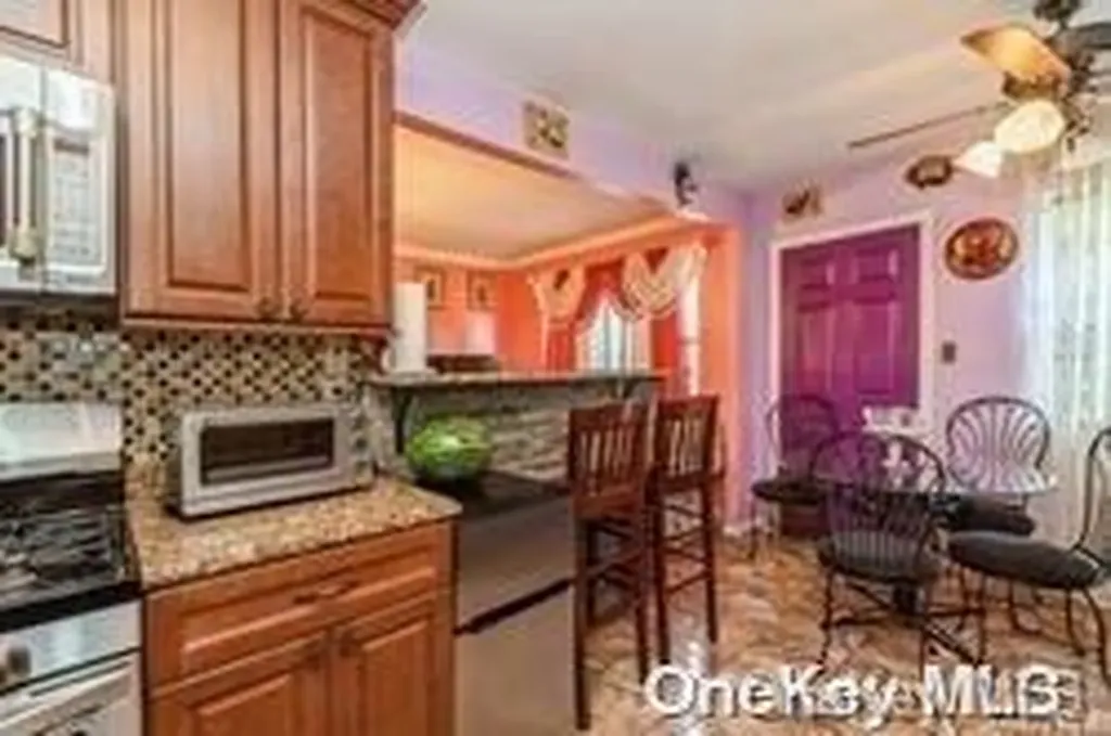 727 E 79th Street Canarsie NY 11236