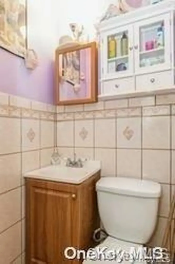 727 E 79th Street Canarsie NY 11236