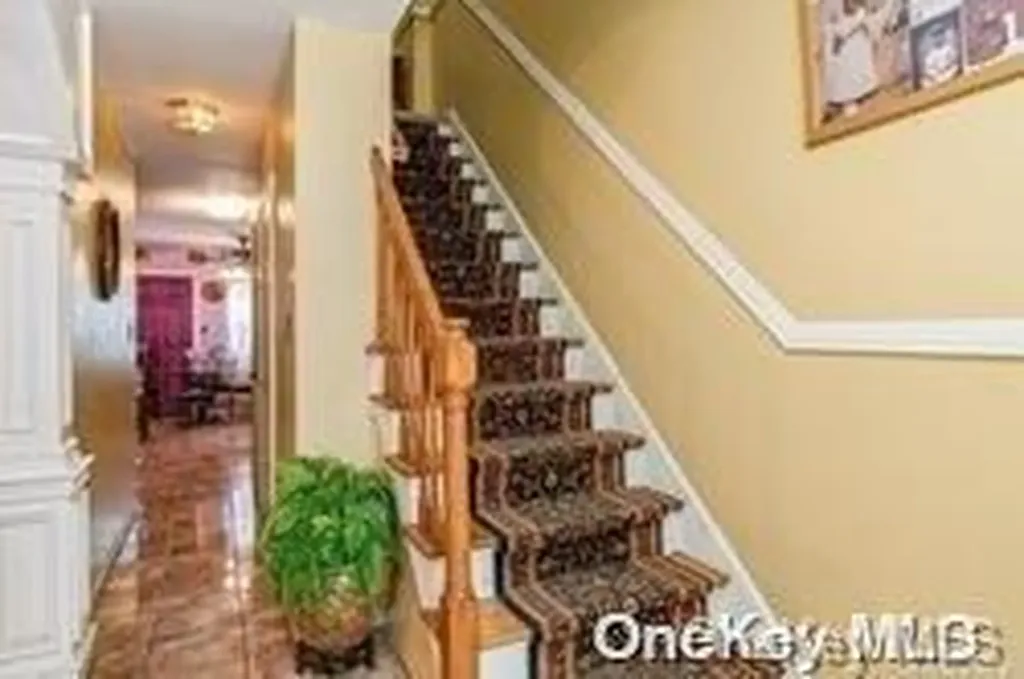 727 E 79th Street Canarsie NY 11236