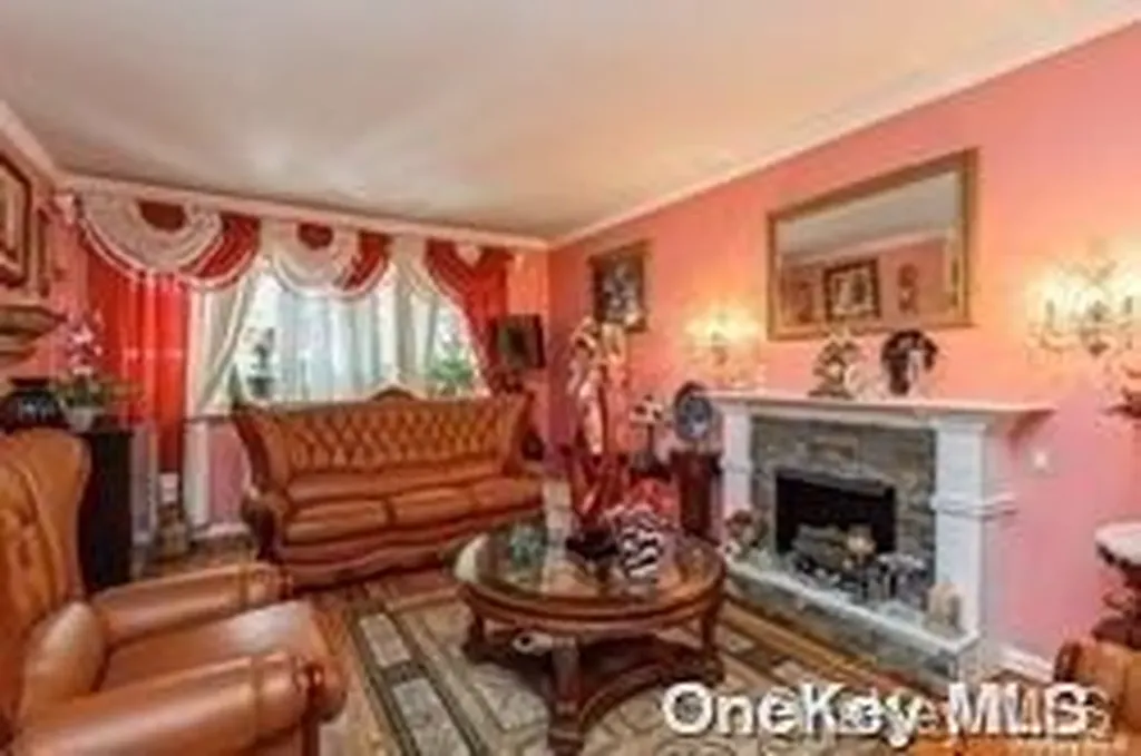 727 E 79th Street Canarsie NY 11236