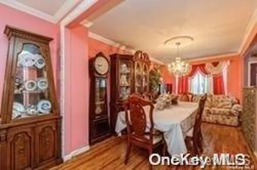 727 E 79th Street Canarsie NY 11236