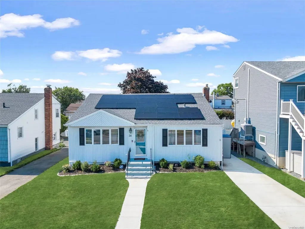 38 Howard Avenue Freeport NY 11520