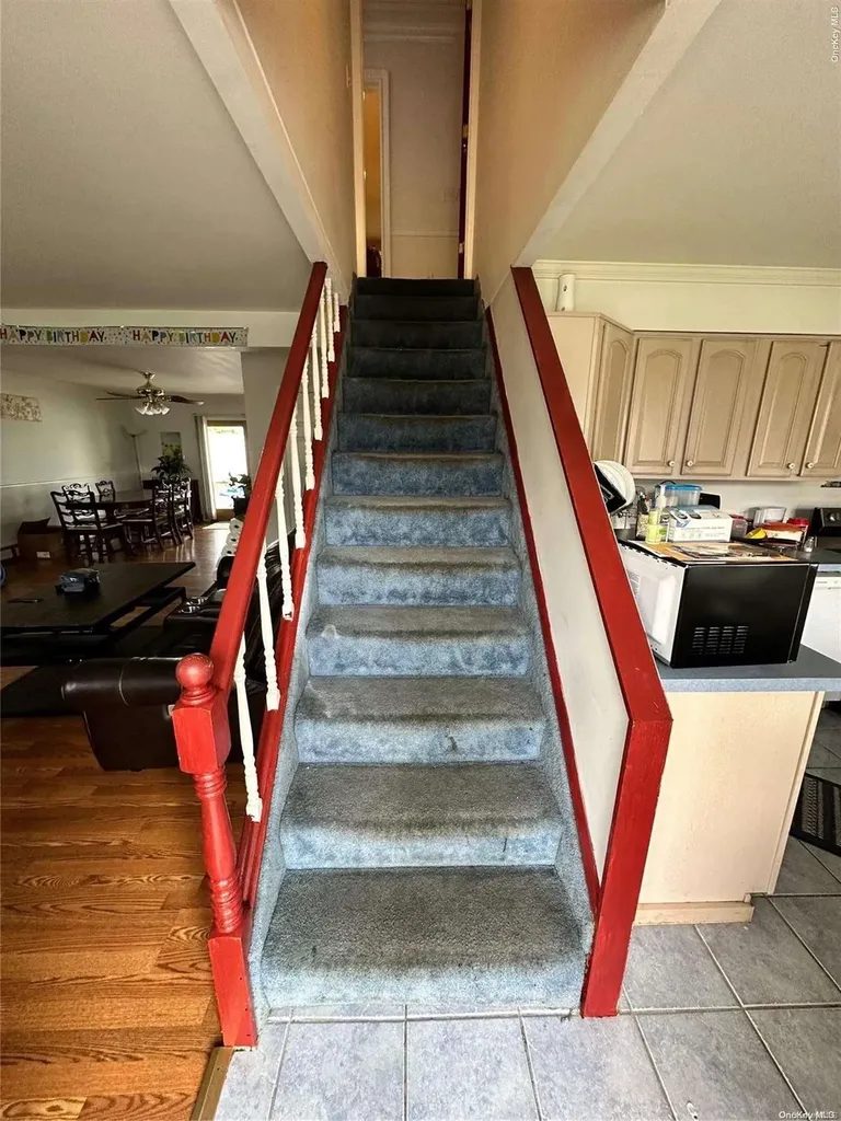 43 Crag Lane Levittown NY 11756