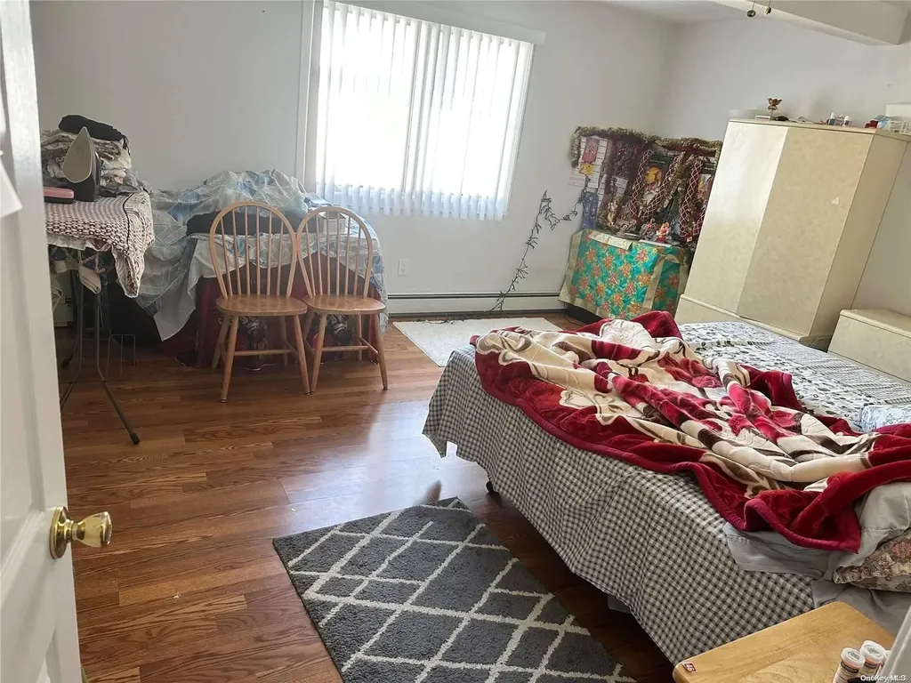 43 Crag Lane Levittown NY 11756